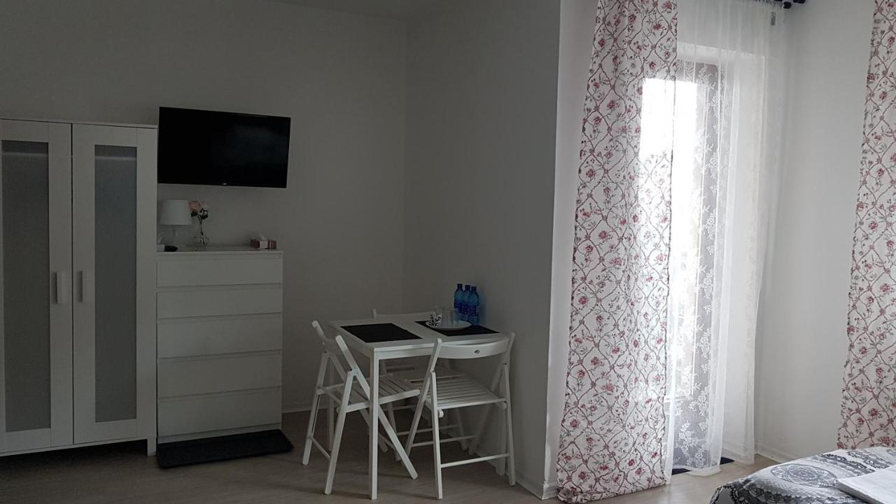 Aldami Apartment Варшава Екстериор снимка