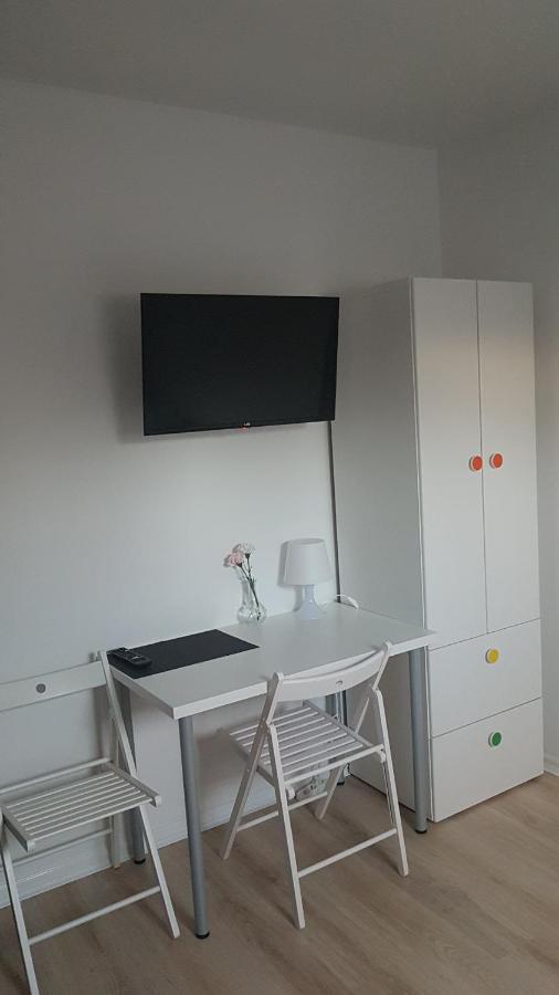 Aldami Apartment Варшава Екстериор снимка